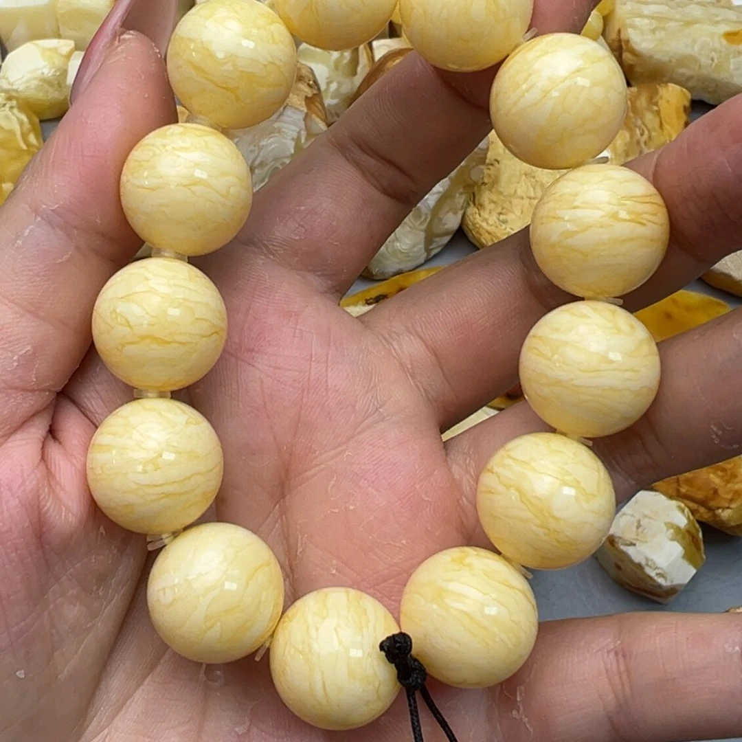 琥珀裸石未镶嵌小*c蜜蜡