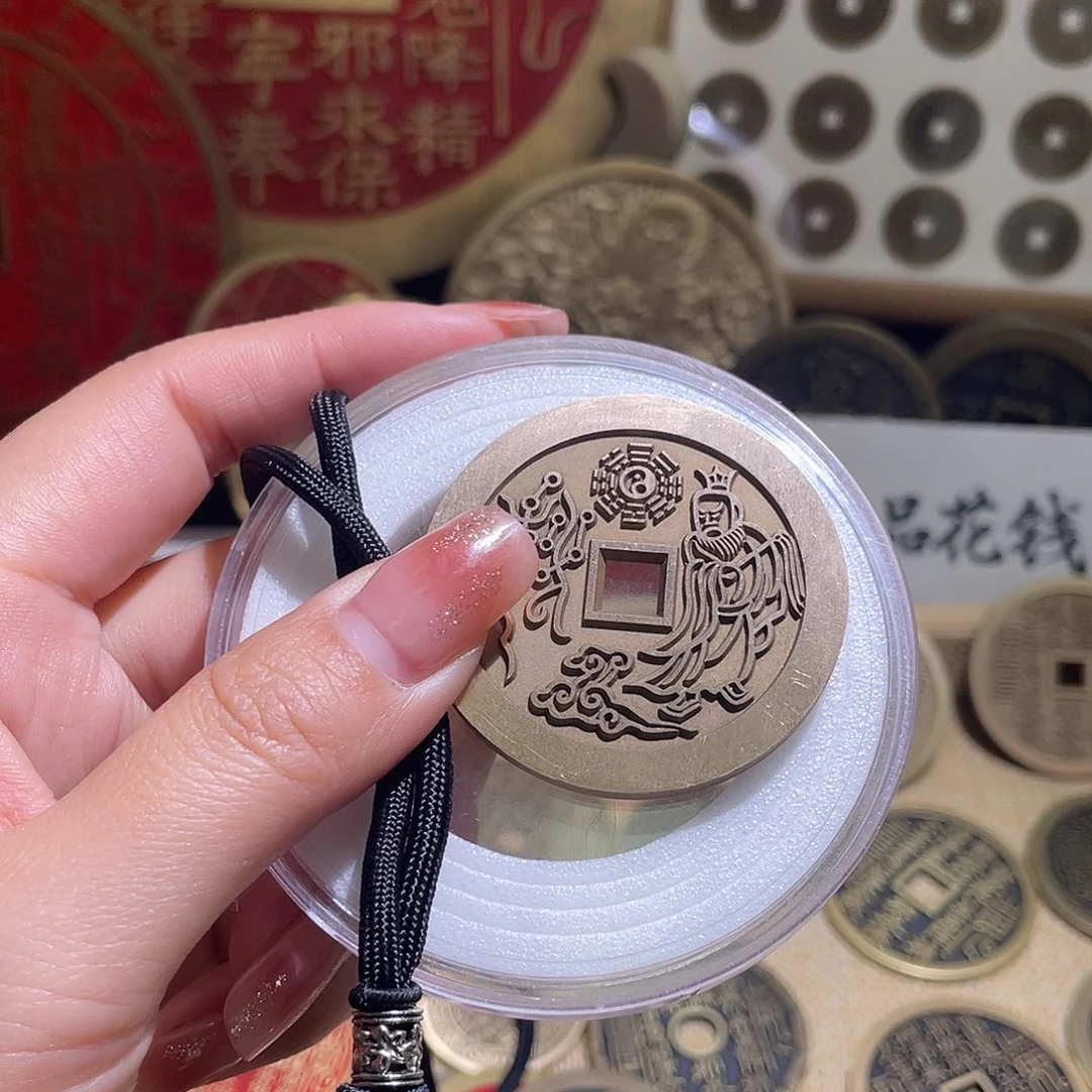 铜铜现代仿制工艺品雕母花钱