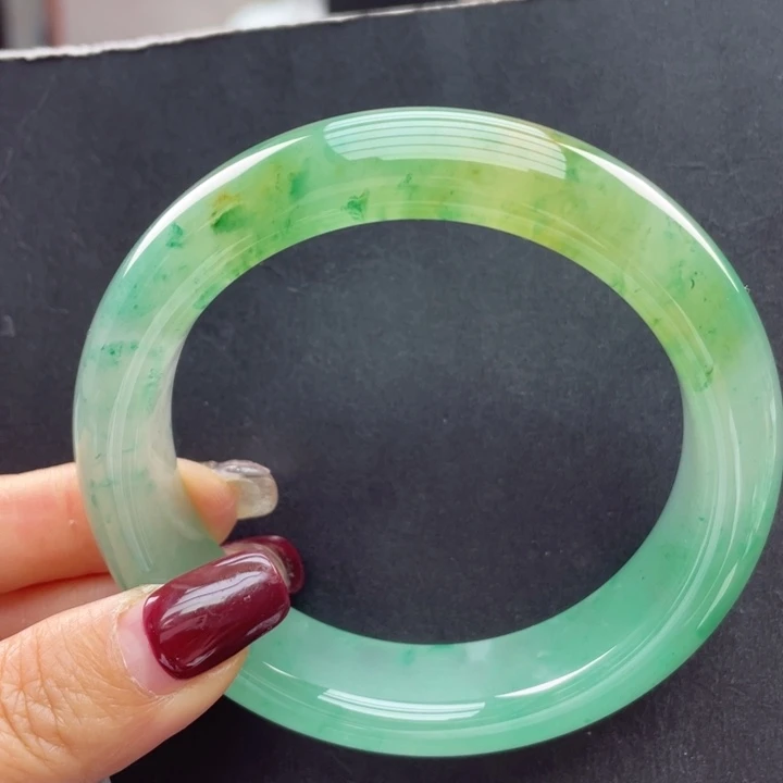 石英质玉手镯未镶嵌?**?