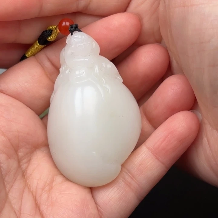 未镶嵌和田玉挂件?**?