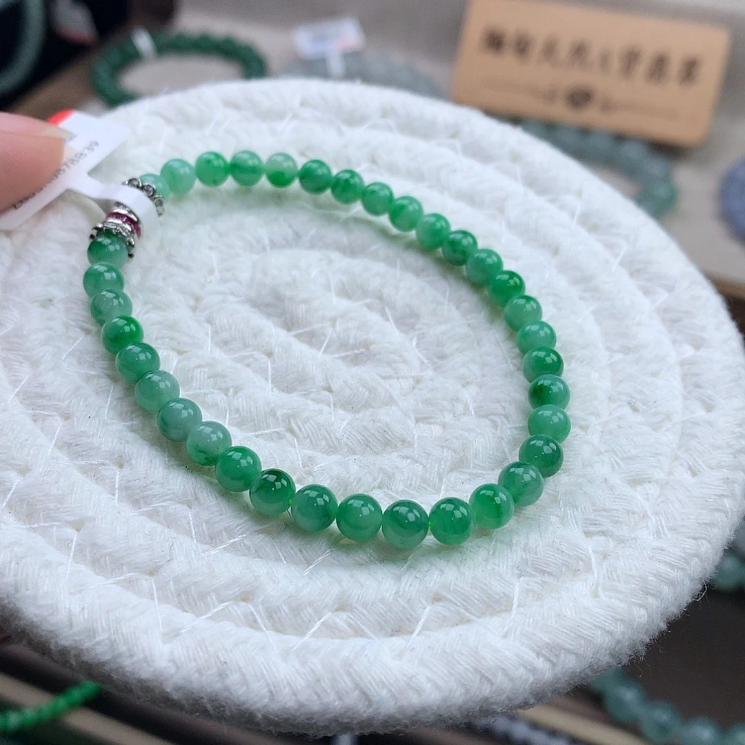 翡翠合金手链细糯阳绿