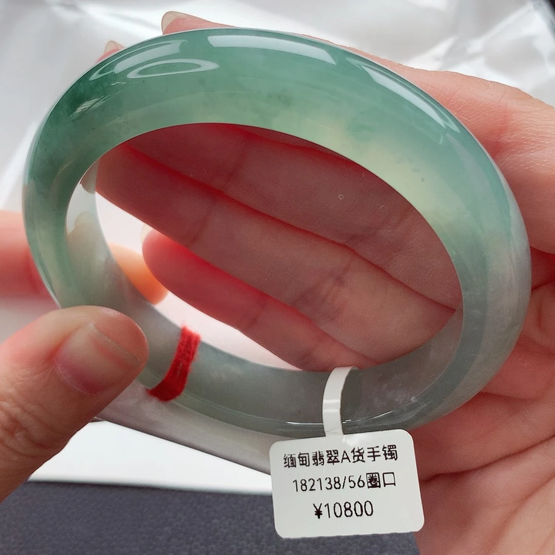 翡翠未镶嵌手镯56 57圈口 冰湖水绿飘花