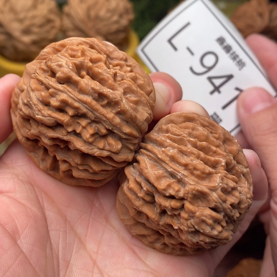 文玩核桃把件汗高楼41…..