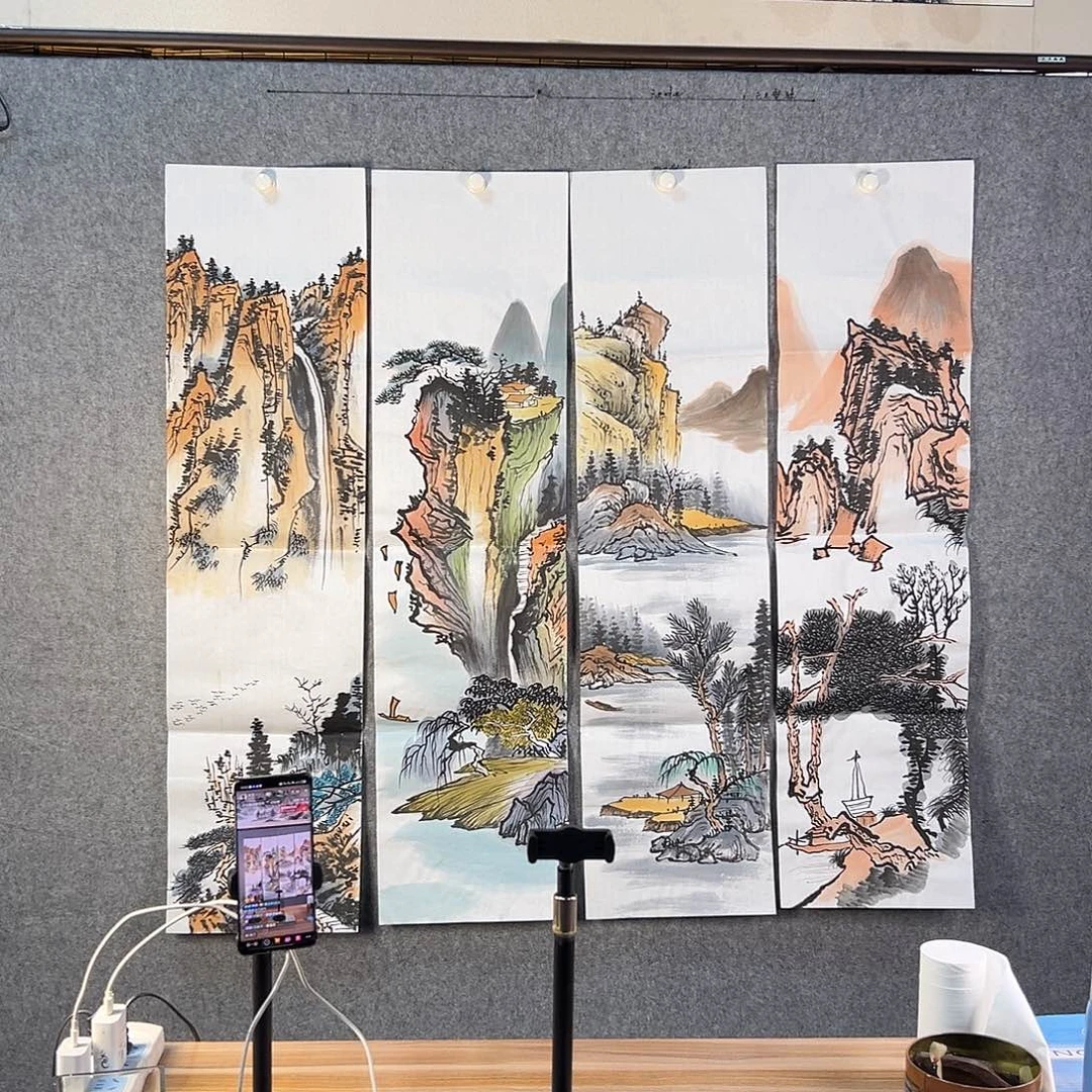 国画943 花鸟在此鸣叫时还要一