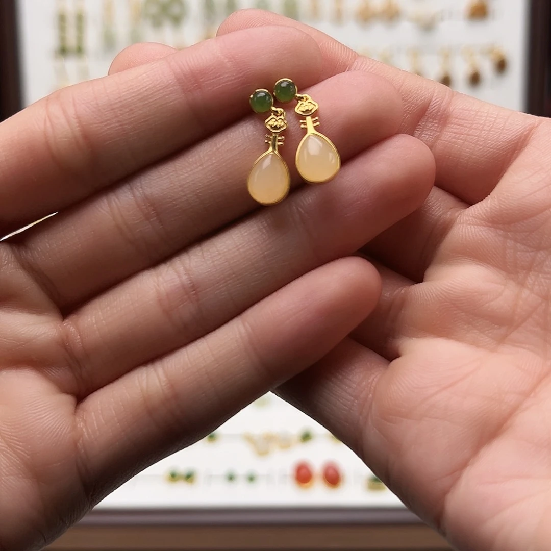 银S925镀金镶嵌和田玉耳饰