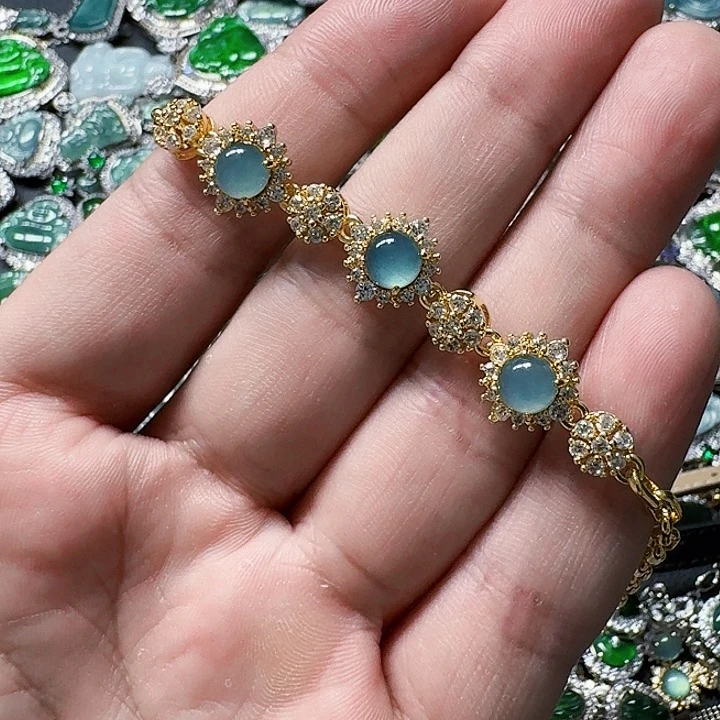 翡翠颈饰未镶嵌天然Ａ货翡翠放漏