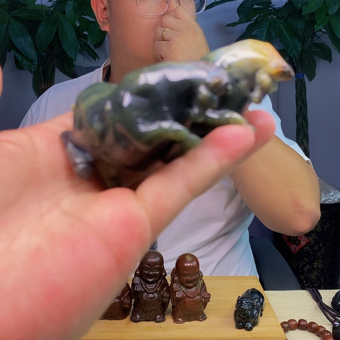 和田玉未镶嵌珠宝奇石
