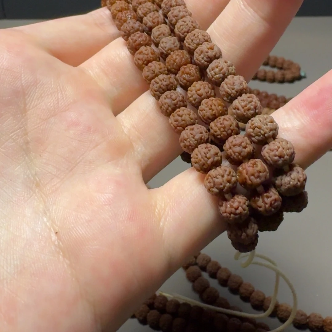 金刚菩提吊坠小****！闷墩龙