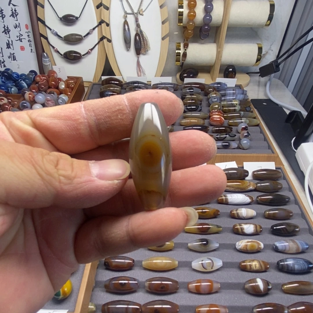 玛瑙/玉髓合金颈饰