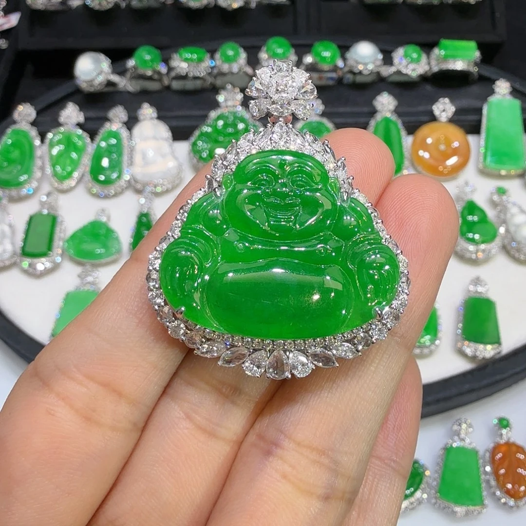 翡翠18K金镶嵌颈饰收到货48小时鉴赏期