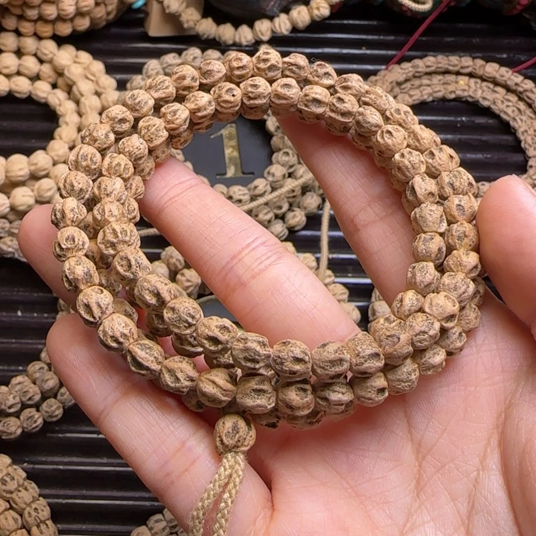 柏香籽/百香籽吊坠吉****有