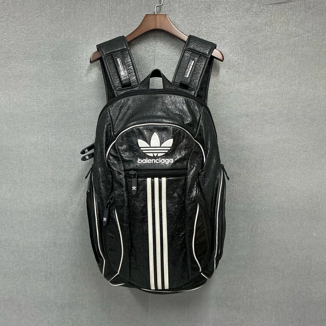 未使用 Balenciaga/巴黎世家 联名款爆裂羊皮双肩背包防尘袋/3447