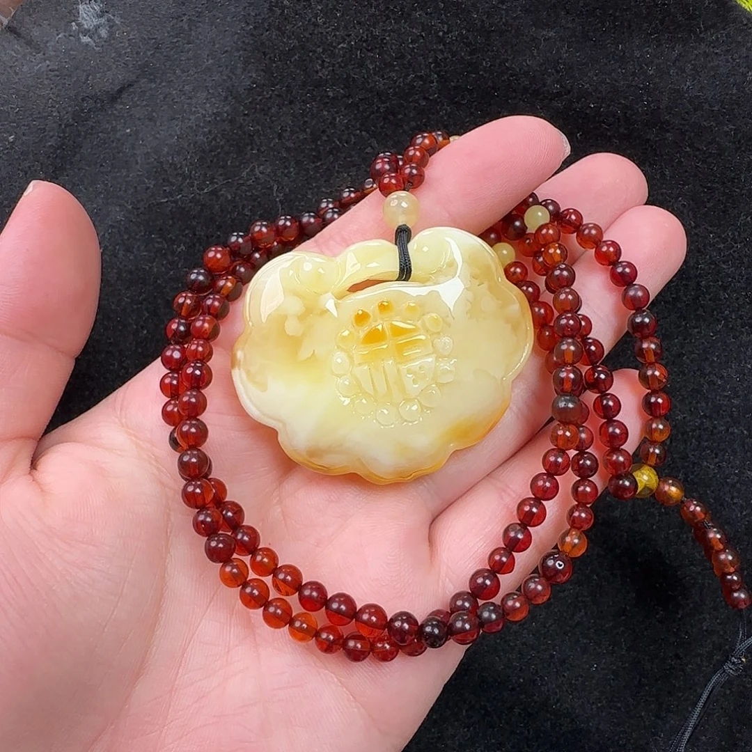 蜜蜡未镶嵌珠宝奇石