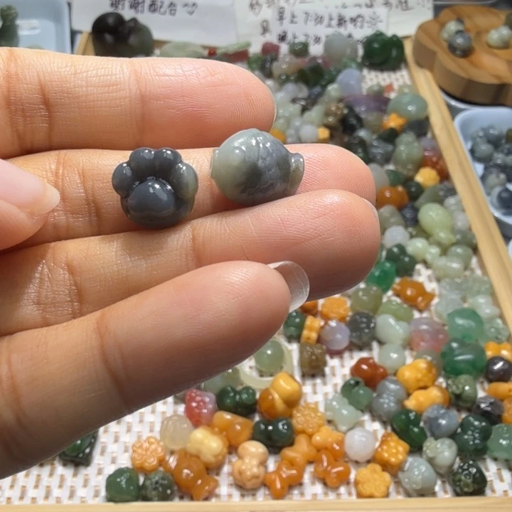 和田玉未镶嵌珠宝半成品