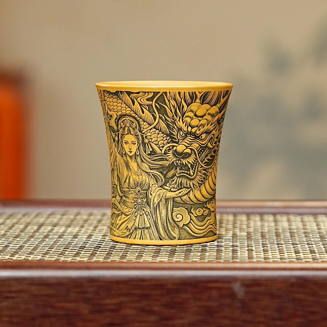 宜兴全手工紫砂茶具 原矿段泥泥料刻绘神龙美女图紫砂主人杯