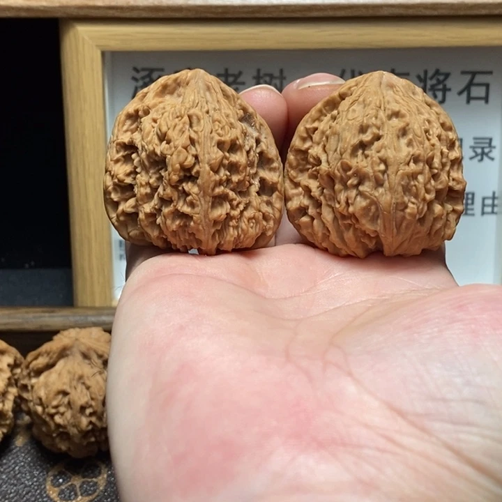 文玩核桃吊坠41/39/41