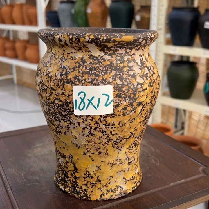 8.8-1瑕疵土陶111