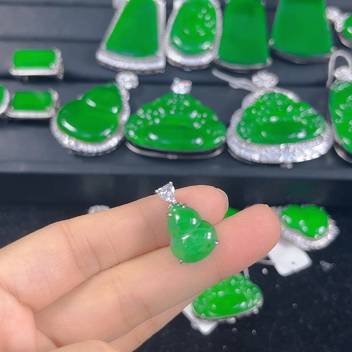 吊坠(不含链)银S925镶嵌翡翠