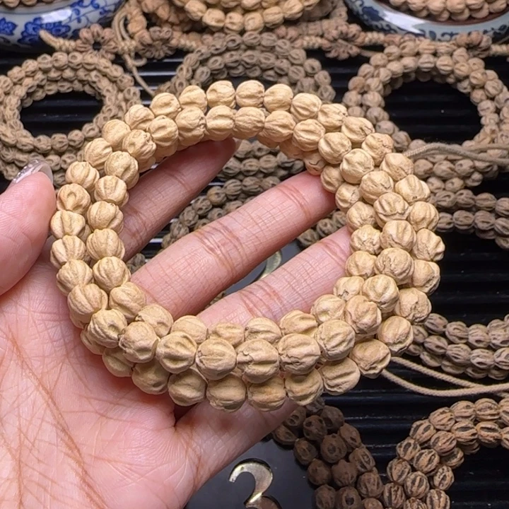 奕***少柏香籽/百香籽吊坠