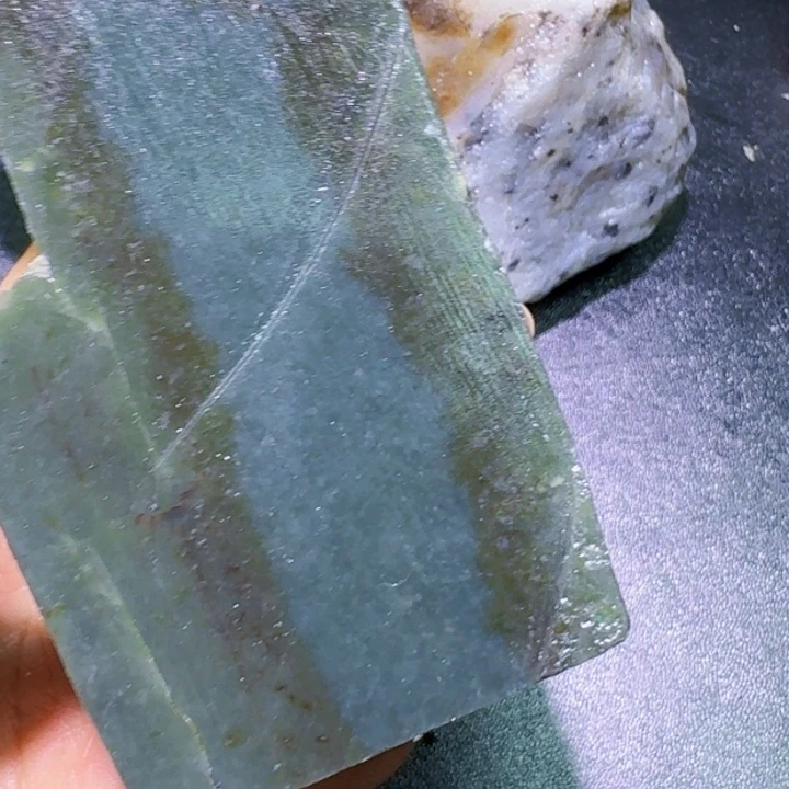 未镶嵌和田玉（糖玉）珠宝半成品