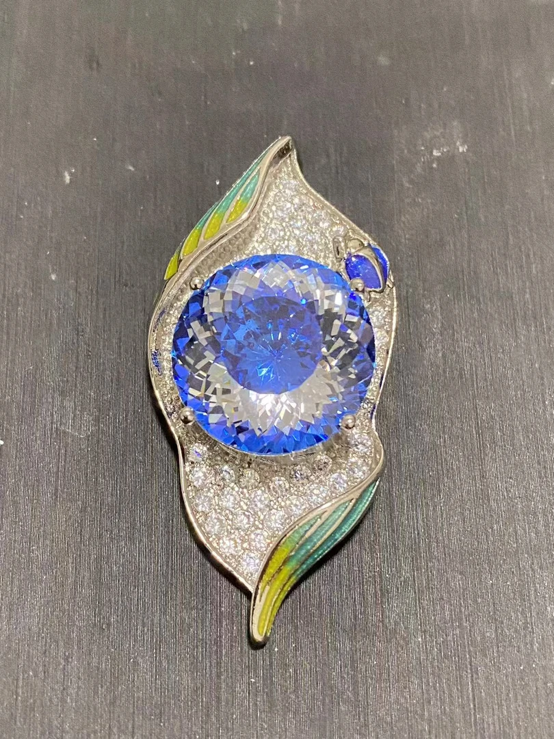 【典藏臻品】时尚气质百搭吊坠XG2112813