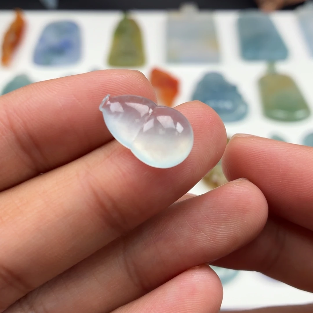 定制翡翠未镶嵌葫芦