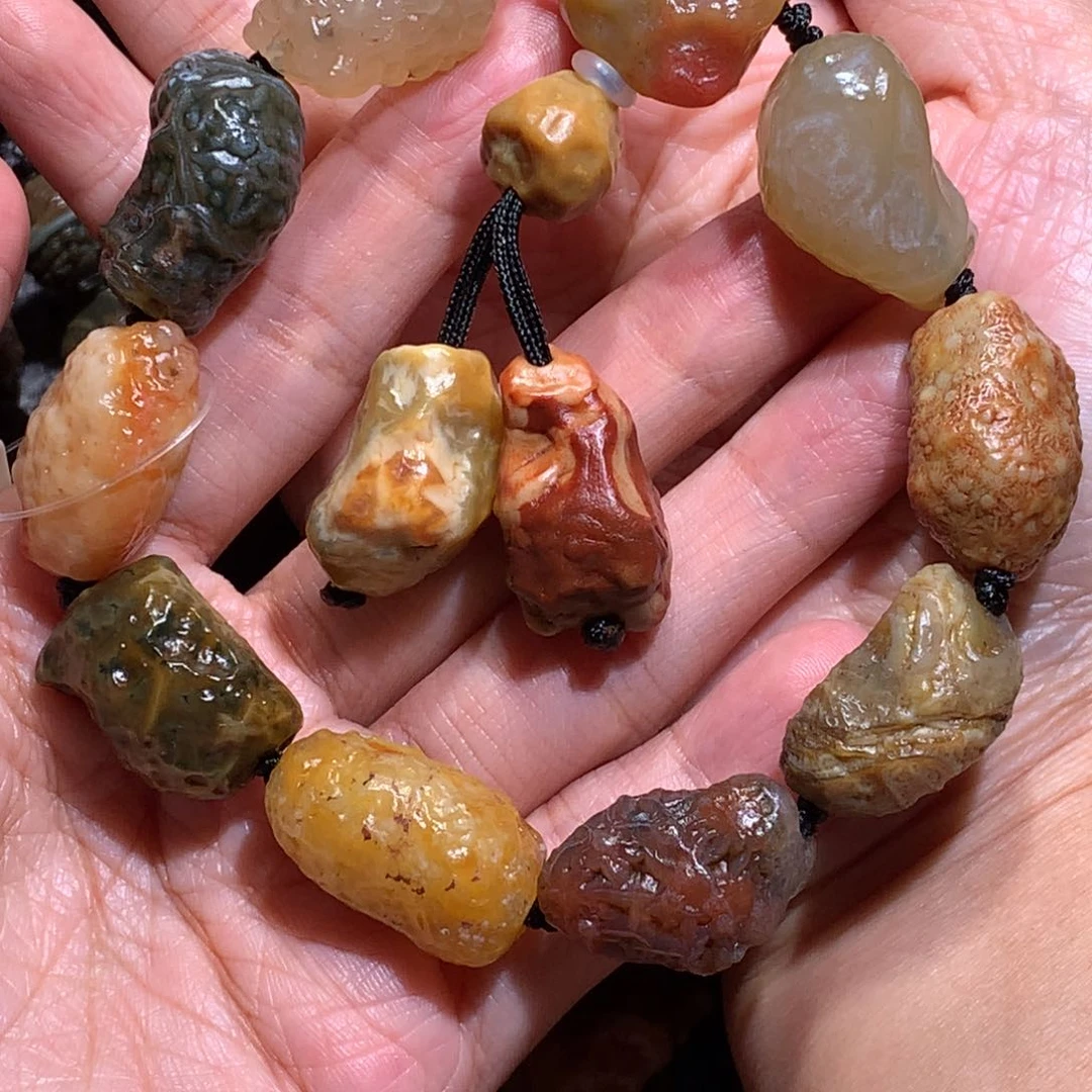 未镶嵌颈饰玛瑙/玉髓