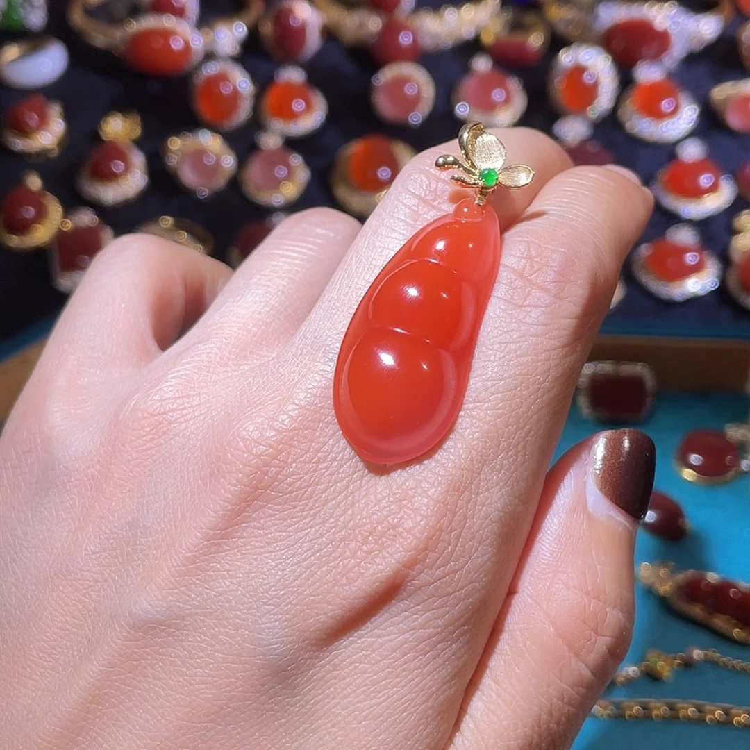 南红玛瑙18K金镶嵌吊坠(不含链)