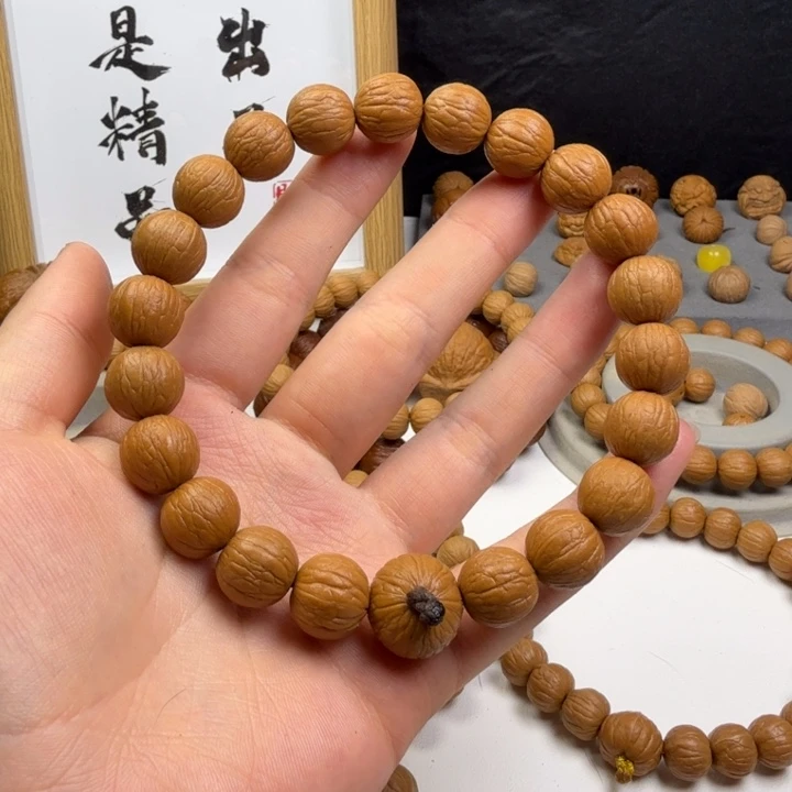 凌****吊坠猴头核桃聚宝盆手串13➕