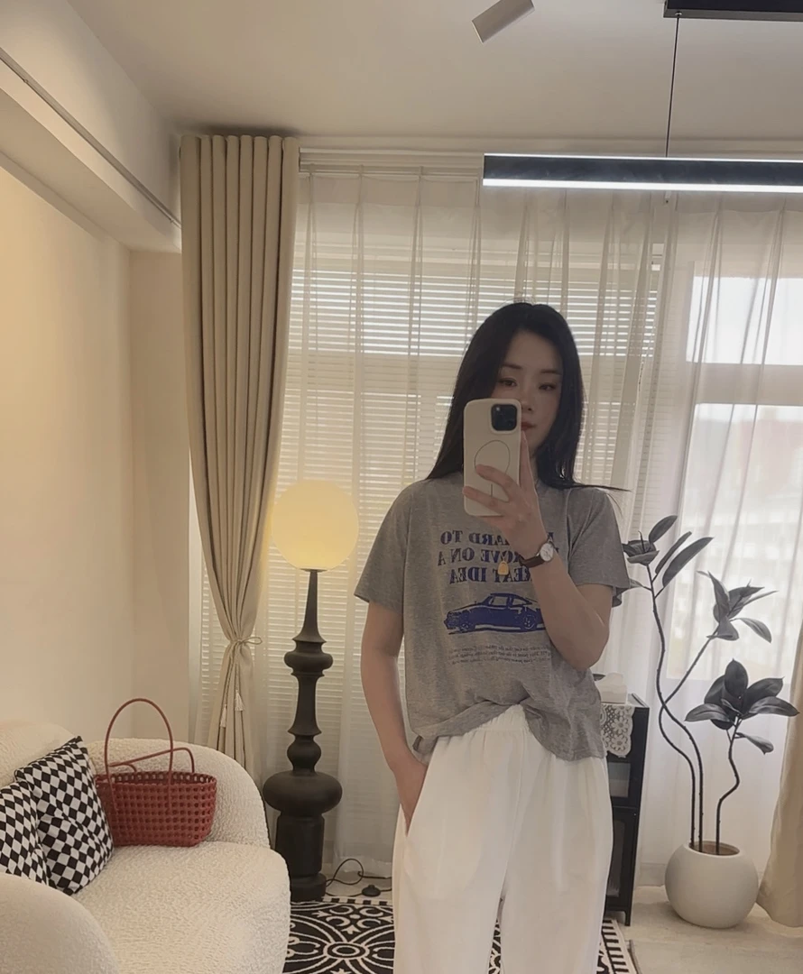 vivi·2025【韩国新款图案T恤】