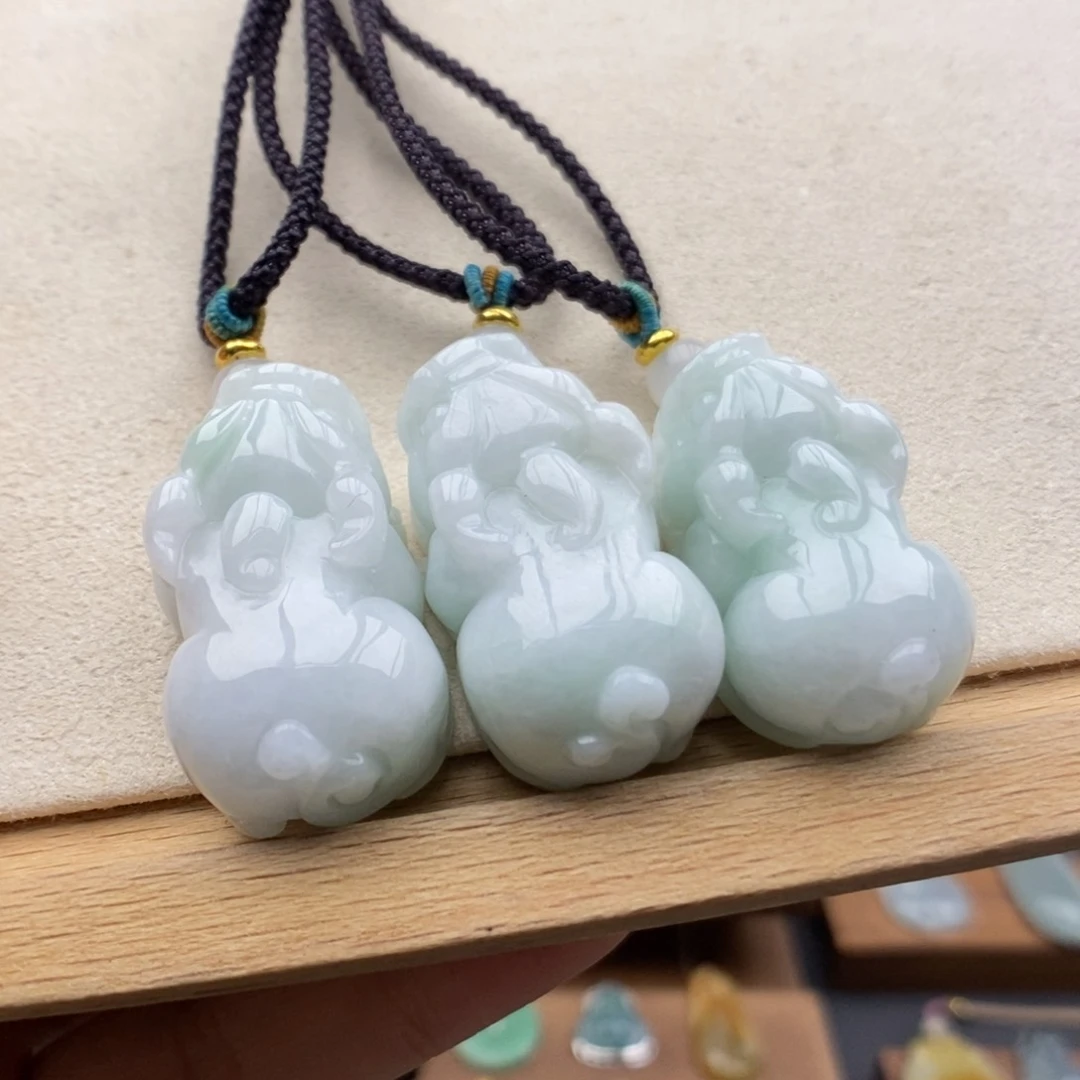 【闪购商品】颈饰未镶嵌翡翠发其一