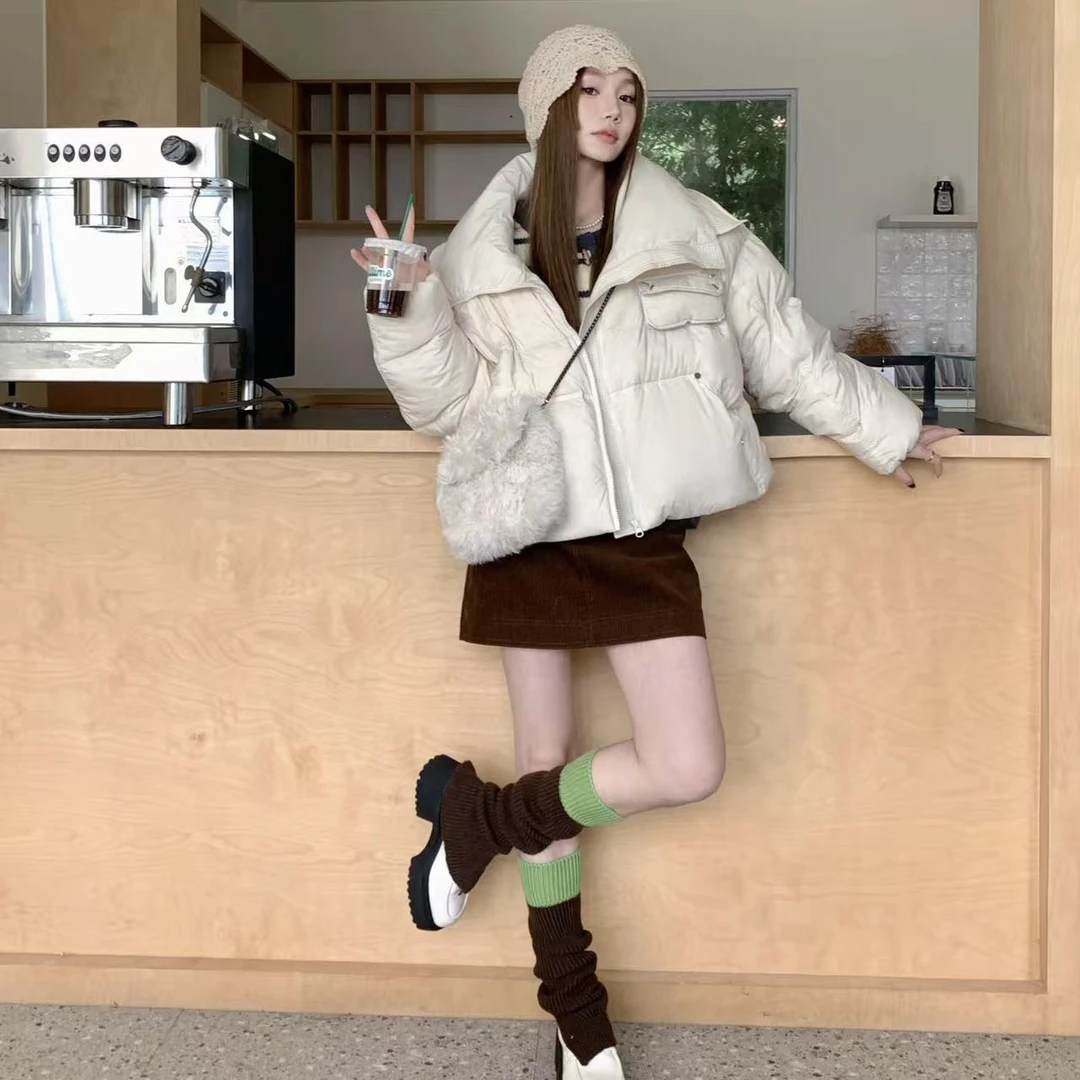 03199  张十柒服饰款号短款纯色羽绒服