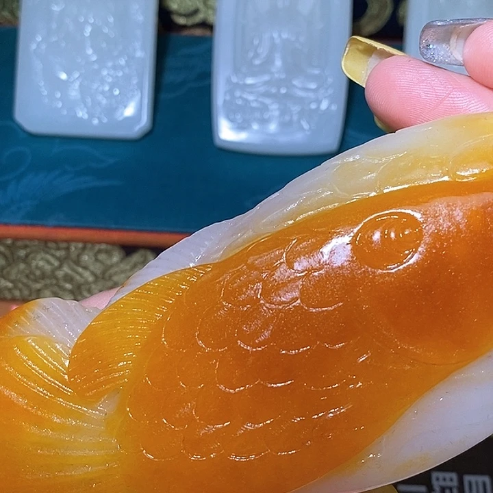 冬***天颈饰未镶嵌和田玉