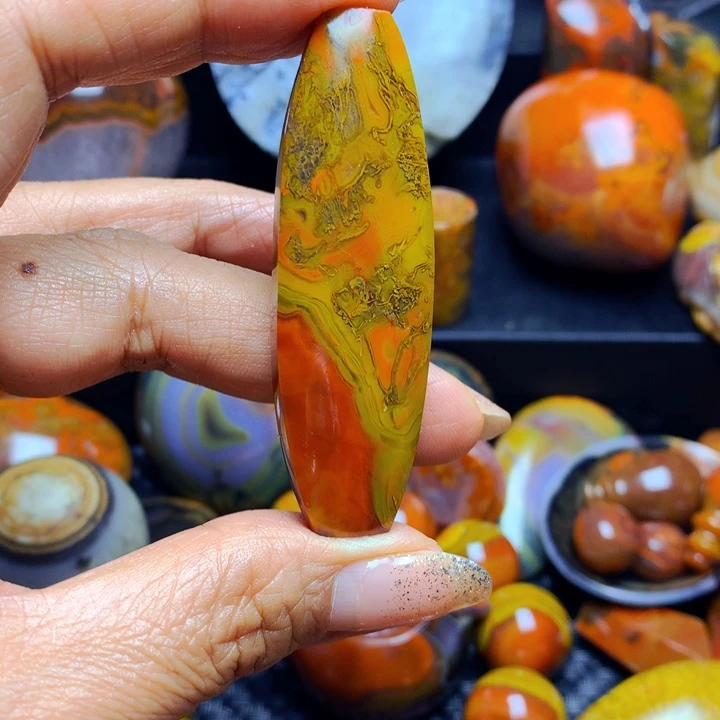 玛瑙/玉髓合金颈饰
