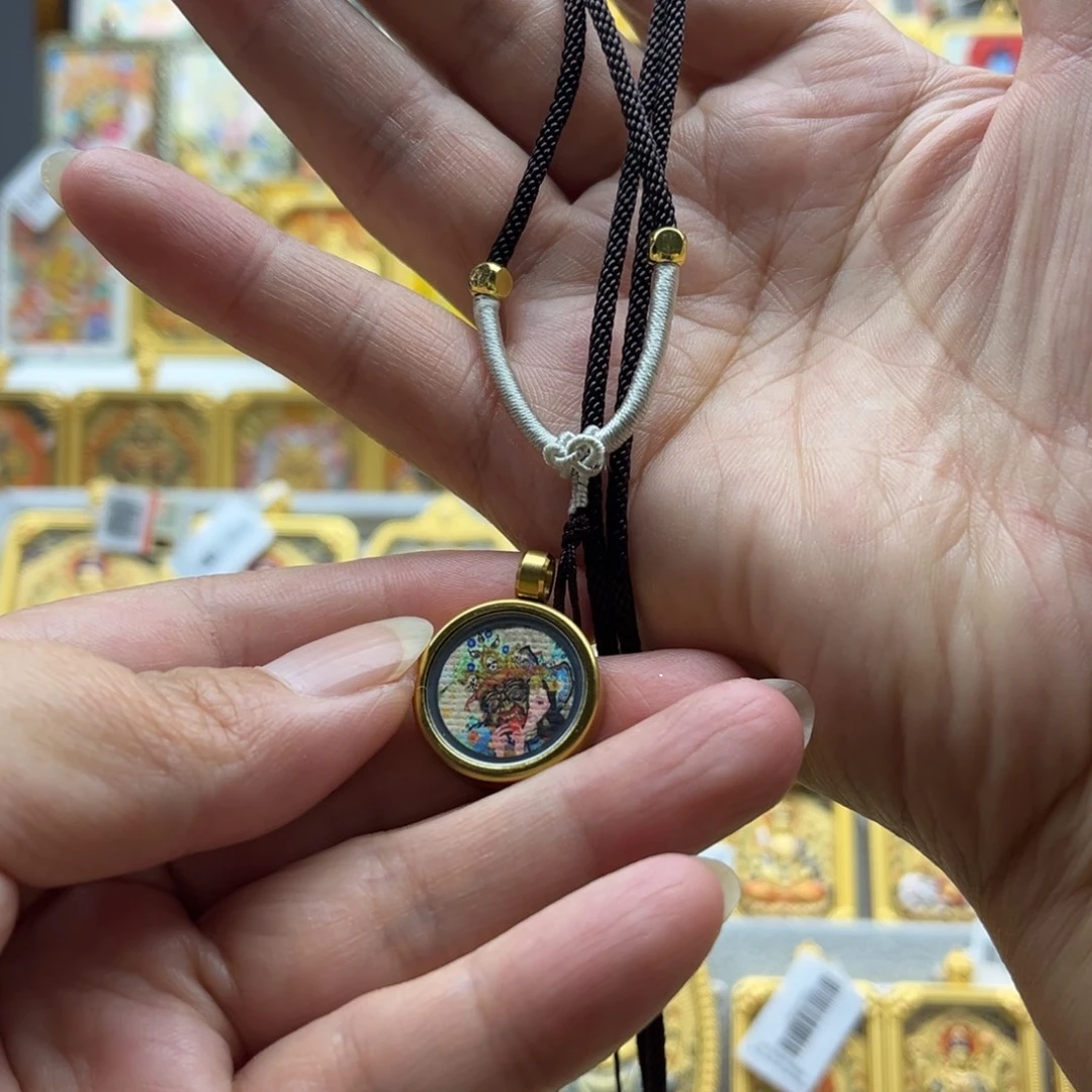 吊坠唐卡的历史悠久的文化遗产