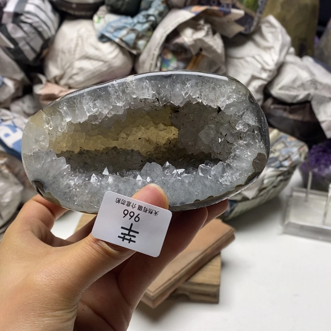 未镶嵌水晶珠宝半成品