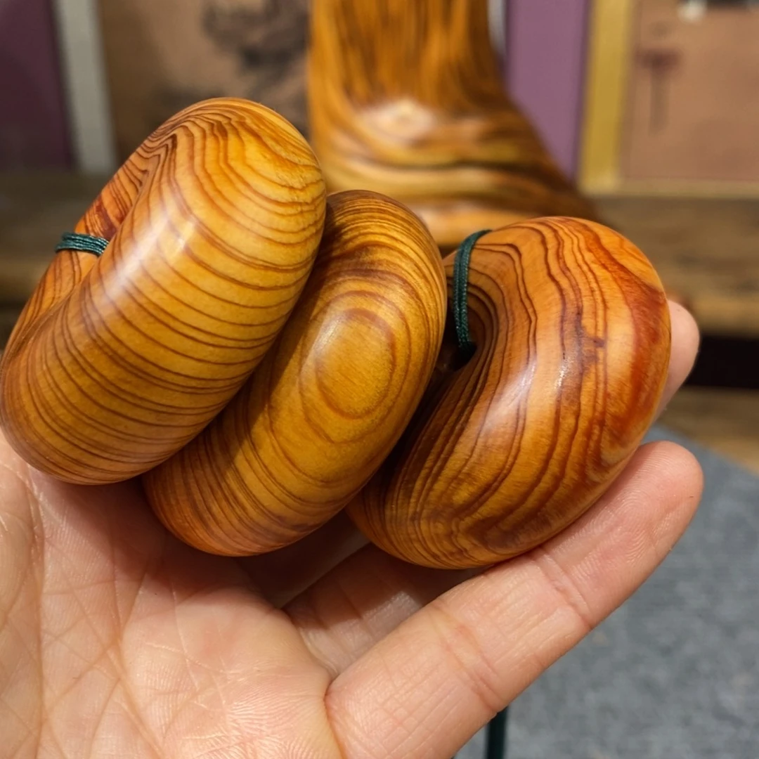 柏木（崖柏）3个。