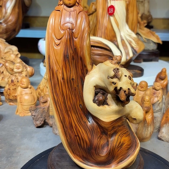 柏木太行崖柏观音摆件
