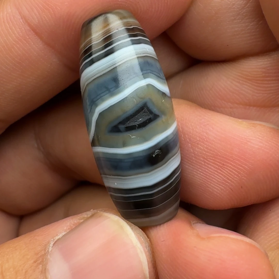 泰***城花岗石非金属仿纯蓝沁缠丝