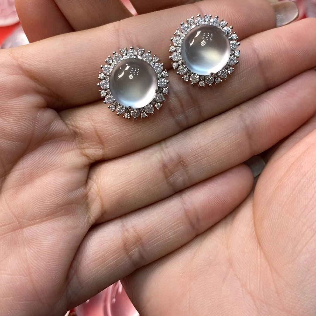 t***8石英质玉银S925镶嵌耳钉