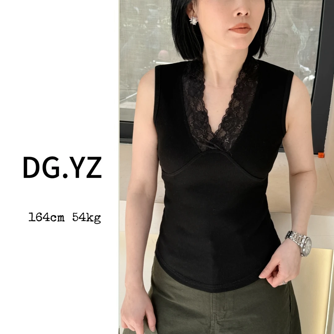 【樱子家】2537X法式蕾丝拼接V领修身显瘦无袖背心