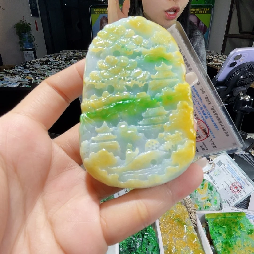 颈饰未镶嵌翡翠一