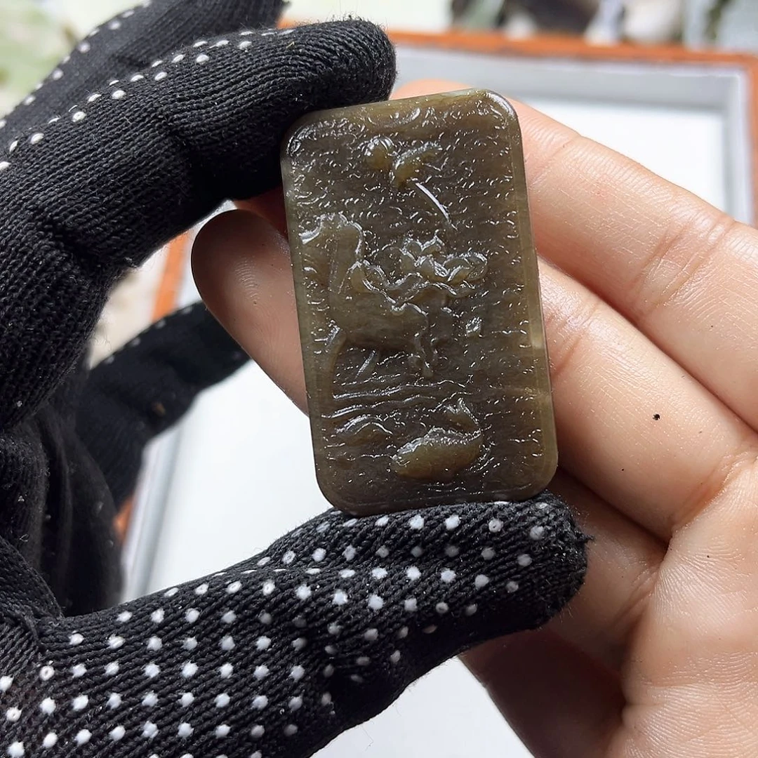 颈饰未镶嵌和田玉