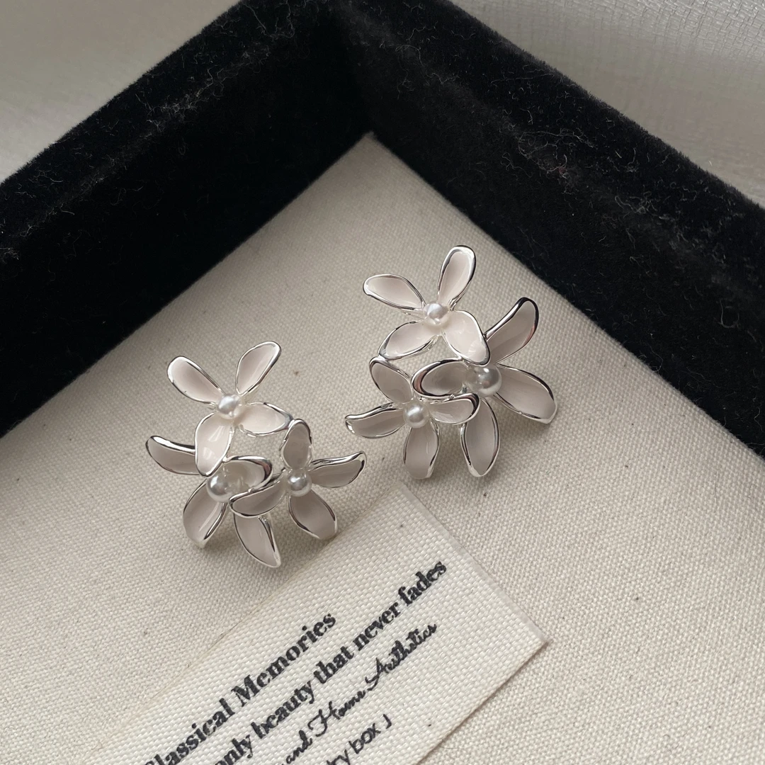 黄铜珐琅耳饰 法式文艺金属滴釉珍珠花朵耳钉百搭简约高级感耳饰