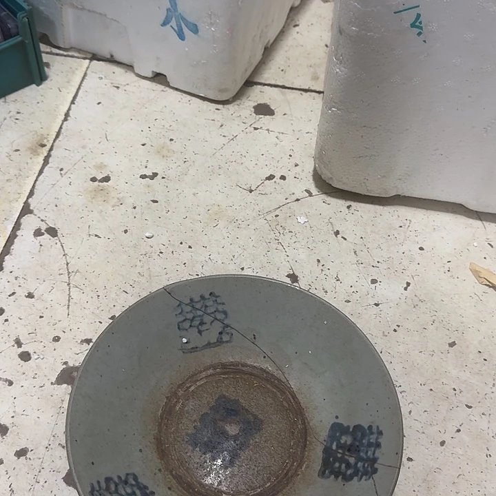 人***遇摆件陶攀登高峰艺术瓷器