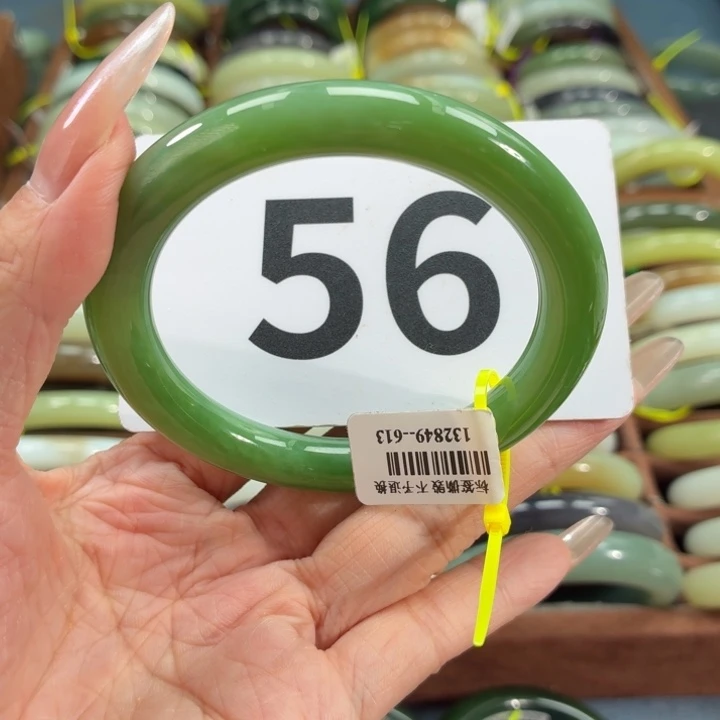 未镶嵌手镯和田玉56