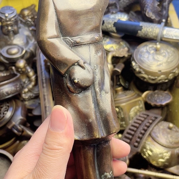 诚信经营铜器摆件