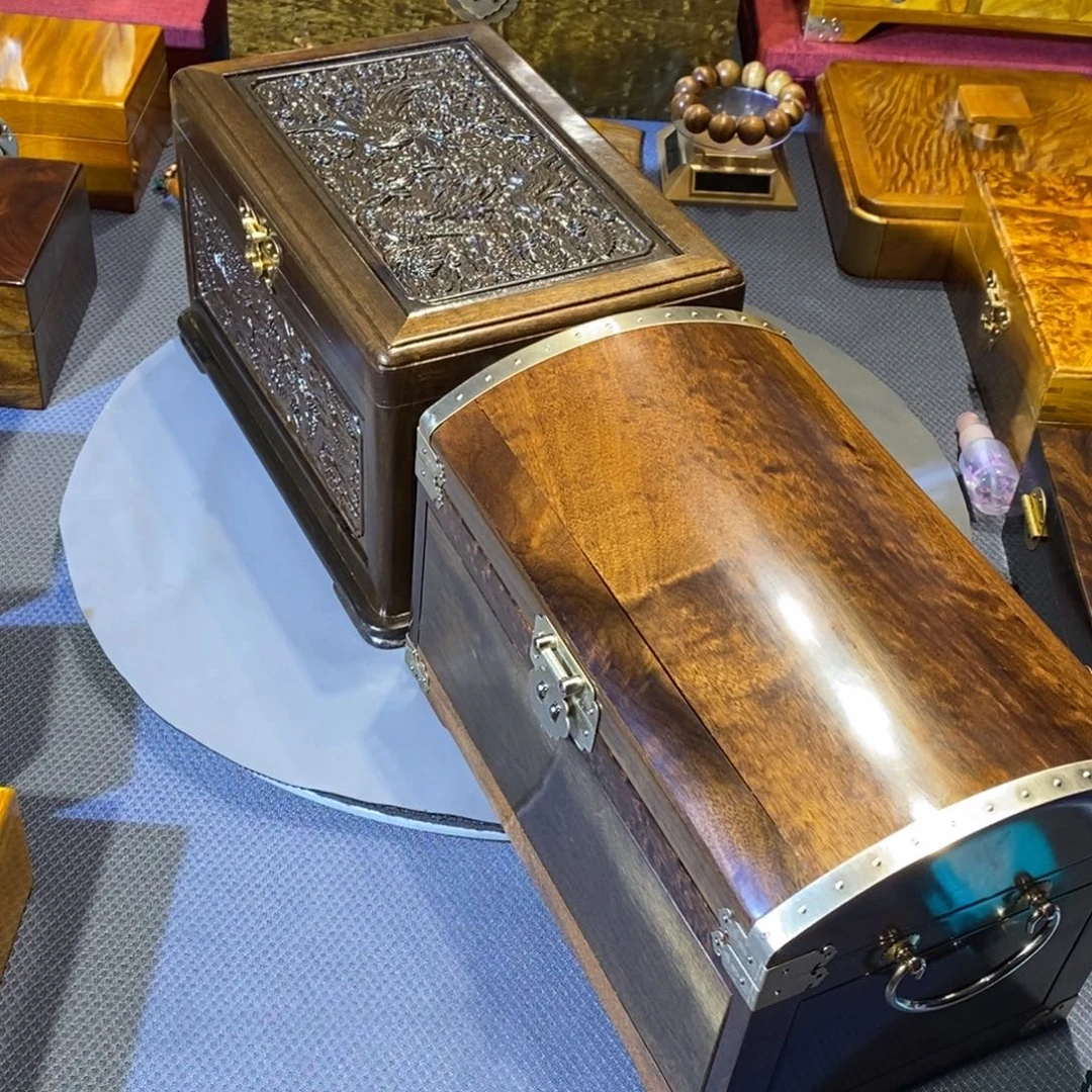 高***袋楠木金丝楠木乌木首饰箱2个