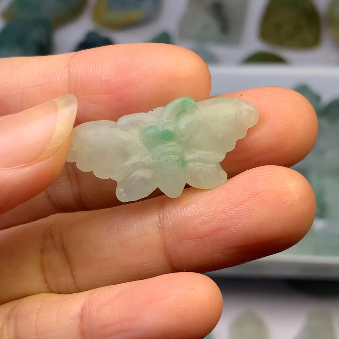 定制翡翠未镶嵌翡翠
