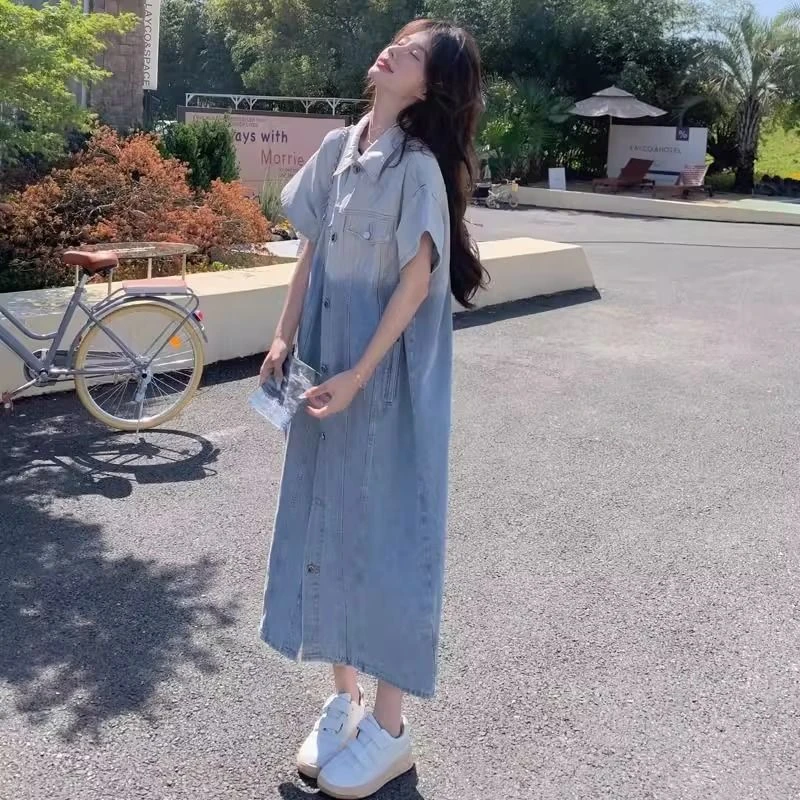 大码渐变牛仔短袖连衣裙女夏2-300斤胖mm设计感宽松休闲衬衫长裙